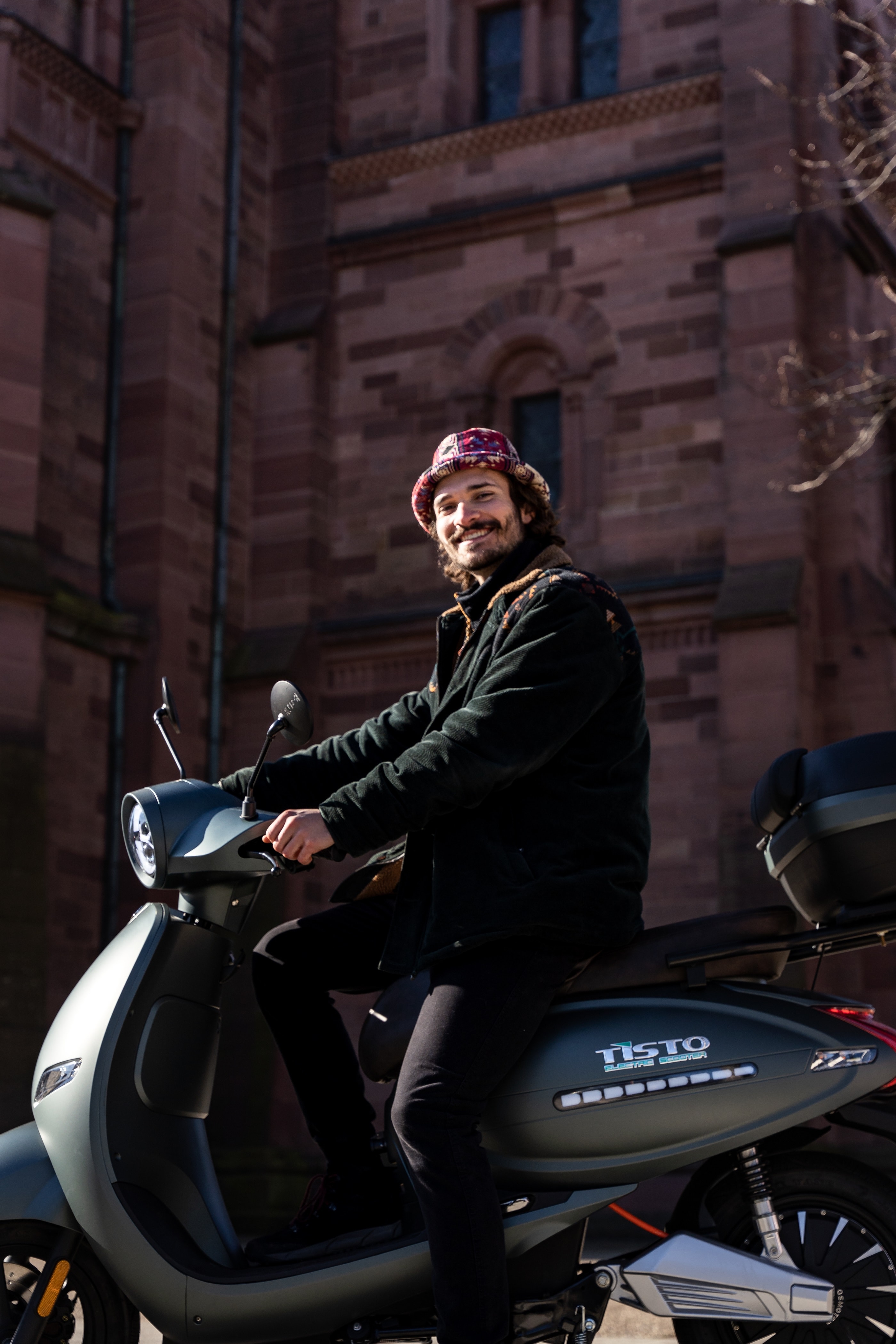 TiSTO Elektroroller: Nachhaltige Mobilität für jede Lebensphase